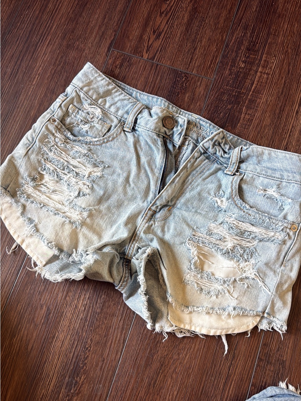 American EagleDistressed Denim Women’s Shorts